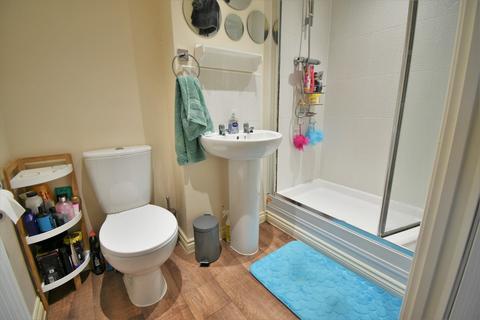 12 Balata Way, Burton-on-trent, DE13 0TY