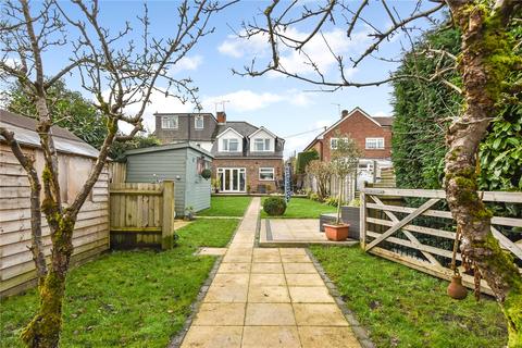 88 Headley Road, Liphook, GU30 7PS