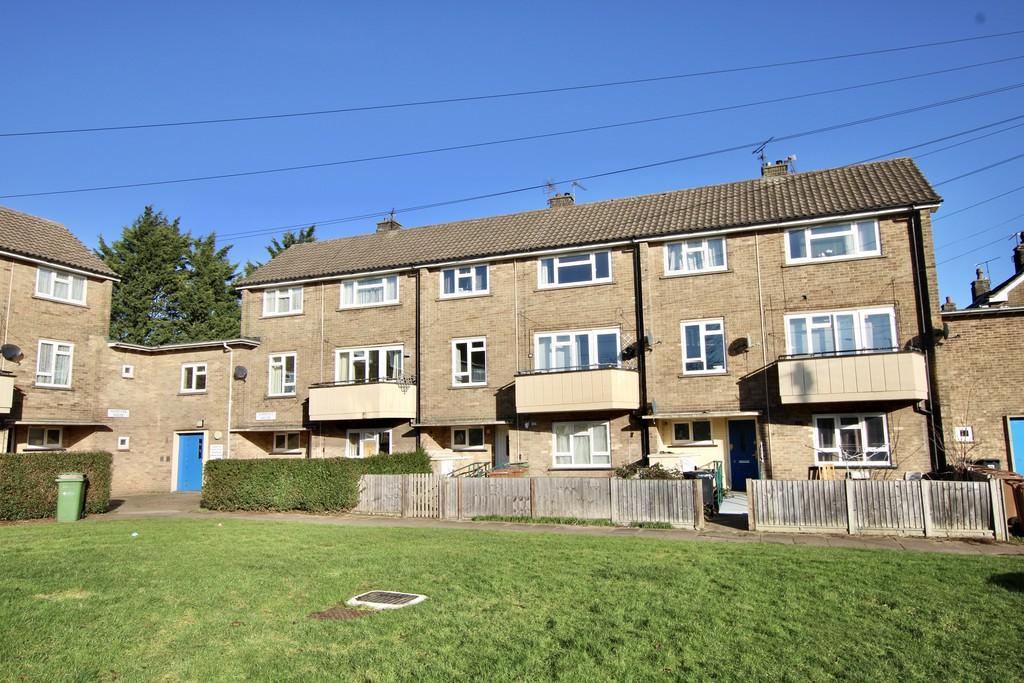 Somerset House, Laughton Way North, Lincoln 2 bed flat £79,950