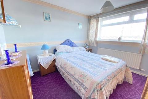 12 Broadway, Warminster, BA12 8EB