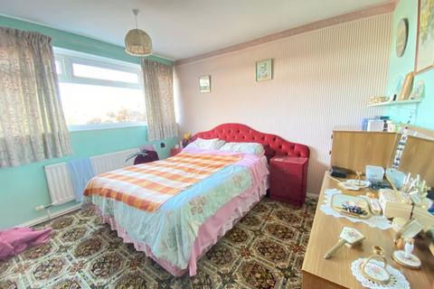 12 Broadway, Warminster, BA12 8EB