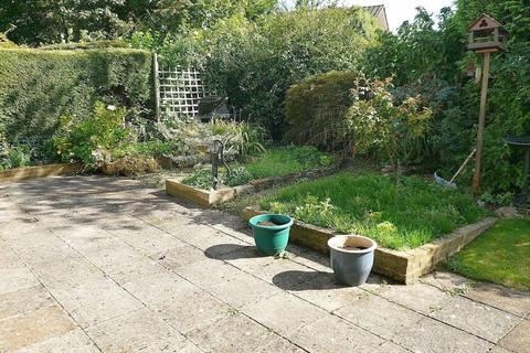 12 Broadway, Warminster, BA12 8EB
