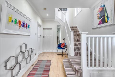 3 Tudor Way, London, W3 9AG