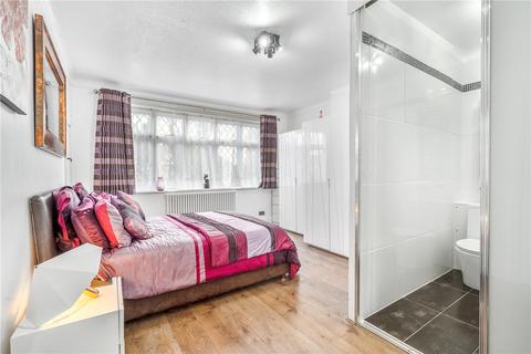 3 Tudor Way, London, W3 9AG