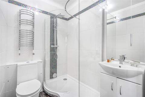 3 Tudor Way, London, W3 9AG