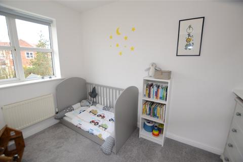 10 Blayds Garth, Woodlesford, Leeds, LS26 8WN