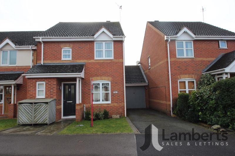 Appletree Lane, Redditch 3 bed link detached house £260,000