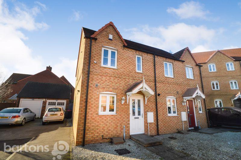 Long Meadows, Bramley 2 bed semidetached house £160,000