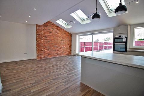 100 Amos Lane, Wednesfield, Wolverhampton, WV11 1LZ