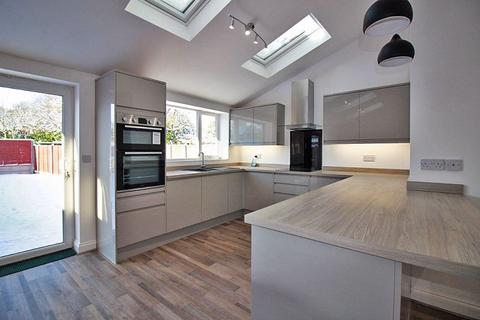 100 Amos Lane, Wednesfield, Wolverhampton, WV11 1LZ
