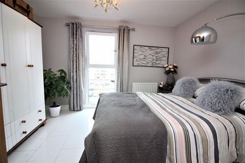 391 Newfoundland Way, Portishead, Bristol, BS20 7QH