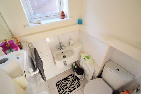 101 Frankby Road, Wirral, CH48 9UT