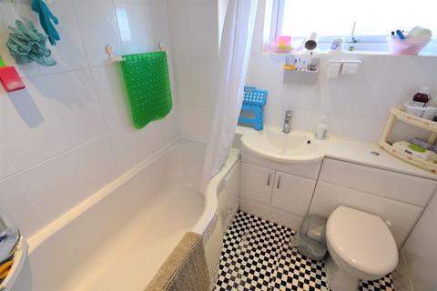101 Frankby Road, Wirral, CH48 9UT