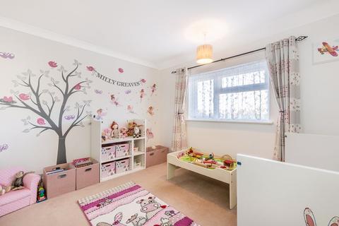 31 Stirling Drive, Orpington, BR6 9DW