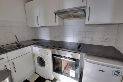 1 bedroom apartment to rent, Wells Road, Bath