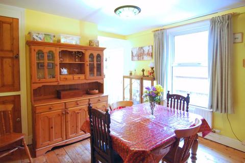 17 Argyll Road, Gloucester, GL2 0QR