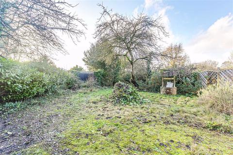 122 Mill Lane, Oxted, RH8 9DD