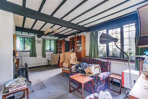 122 Mill Lane, Oxted, RH8 9DD
