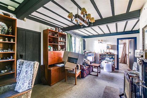 122 Mill Lane, Oxted, RH8 9DD