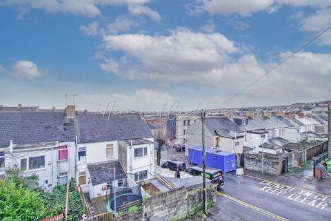 The Flat, 146 Holton Road, Barry, CF63 4HL