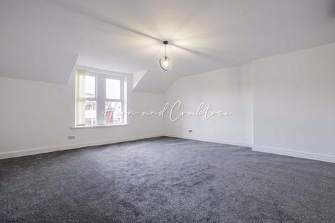The Flat, 146 Holton Road, Barry, CF63 4HL