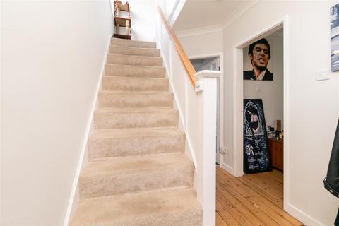 1 Brookside Road, Ruddington, Nottingham, NG11 6AT