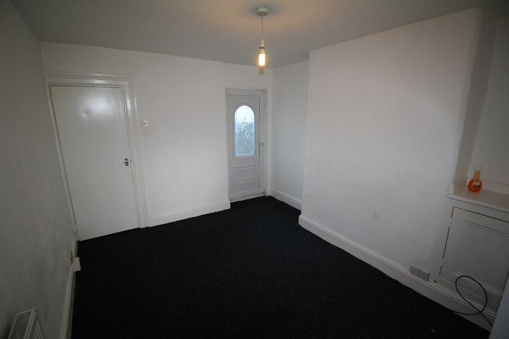 401 Walton Breck Road 1 bed apartment £400 pcm (£92 pw)