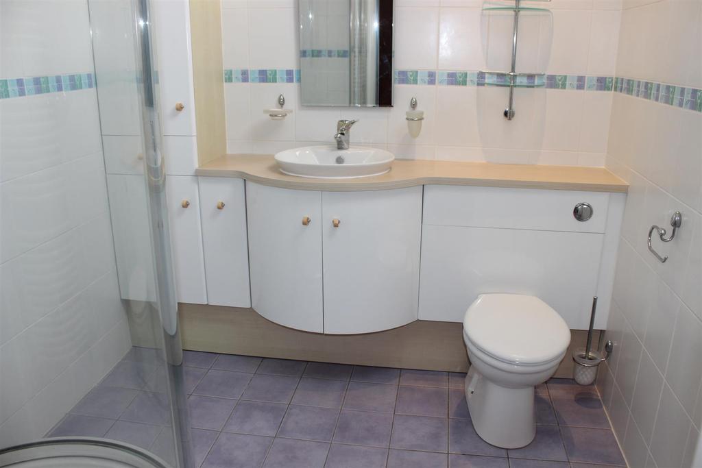 En suite shower room