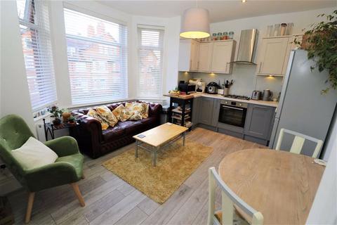 Flat 5, 3 Athol Road, Manchester, M16 8QW