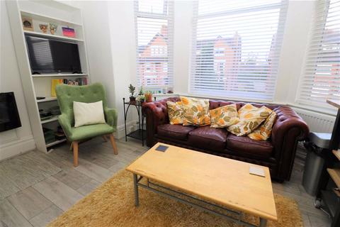 Flat 5, 3 Athol Road, Manchester, M16 8QW
