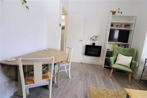 Flat 5, 3 Athol Road, Manchester, M16 8QW