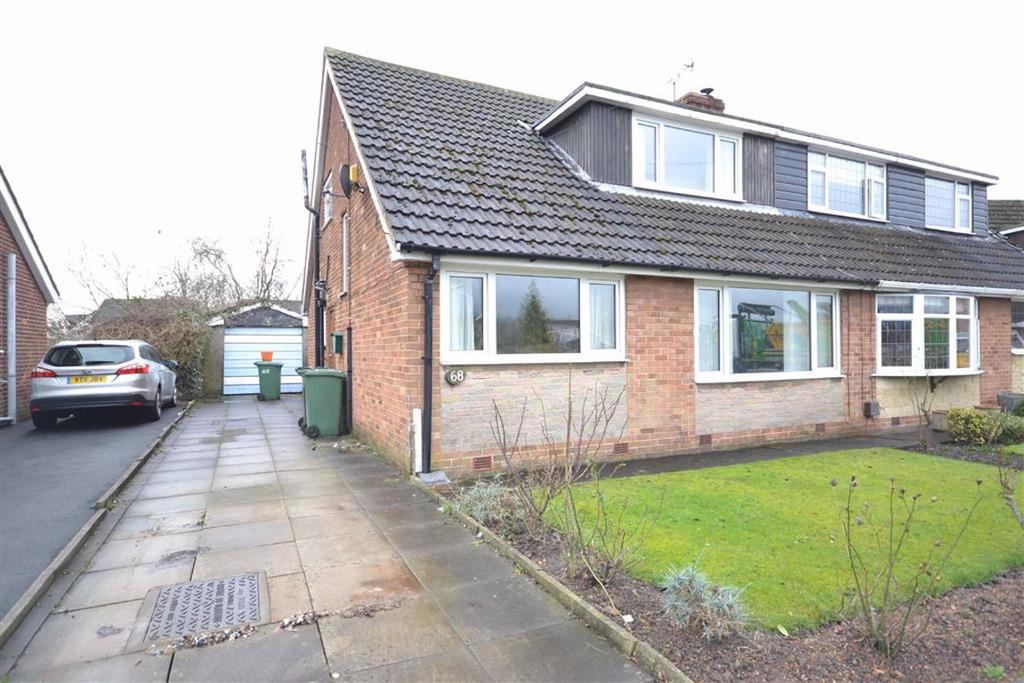 Montague Crescent, Garforth, Leeds, LS25 3 bed semidetached bungalow