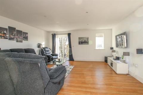 12, Edmund Rice House Milan Walk, Brentwood, CM14 4JP