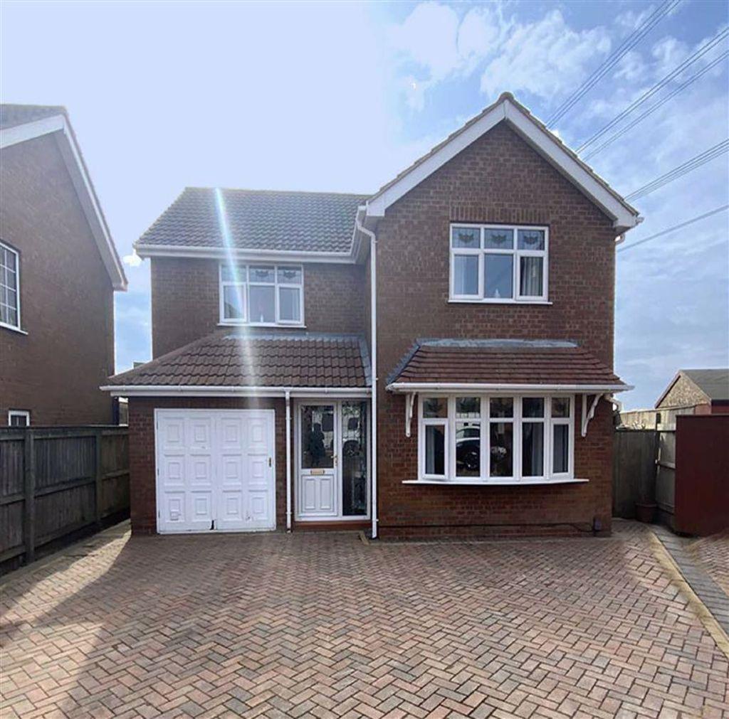 Defender Drive, Grimsby, North East Lincolnshire 4 bed detached house