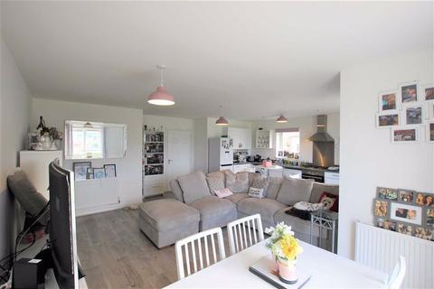 12 Airoh End, Weston-super-mare, BS24 8FJ
