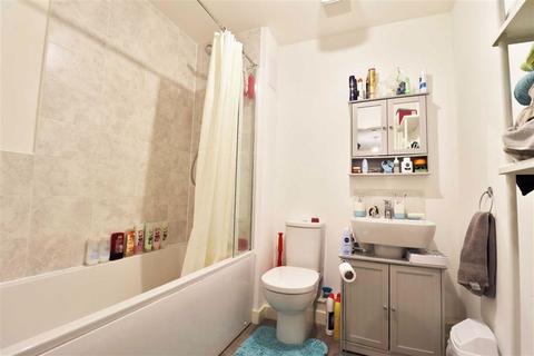 12 Airoh End, Weston-super-mare, BS24 8FJ