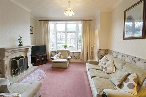 32 Bethune Avenue, Hull, HU4 7EJ
