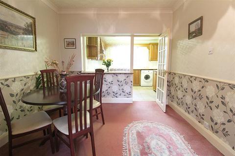 32 Bethune Avenue, Hull, HU4 7EJ