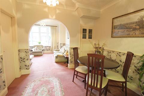 32 Bethune Avenue, Hull, HU4 7EJ