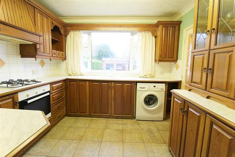 32 Bethune Avenue, Hull, HU4 7EJ
