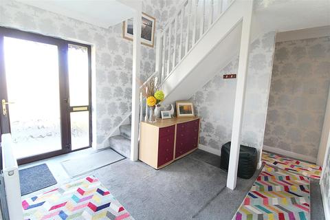 10 Cliff Road, Hessle, HU13 0HB