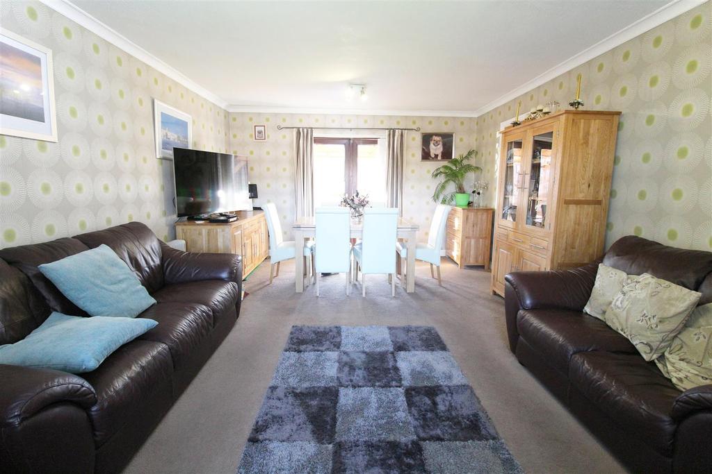 Second sitting room