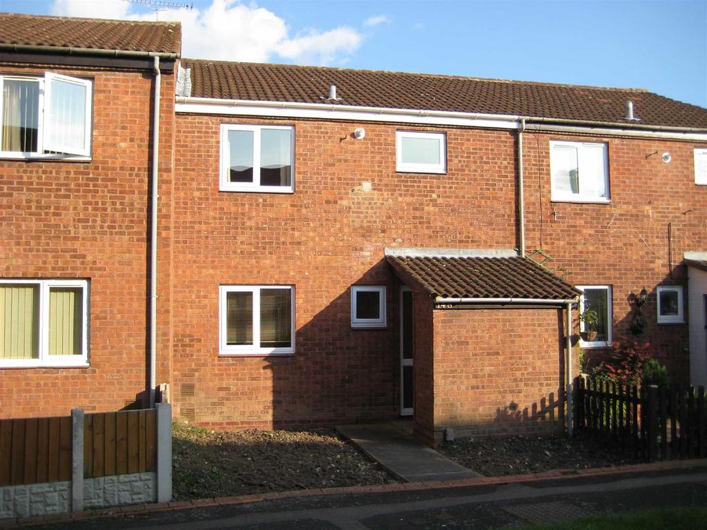 Loxley Close, Church Hill South, Redditch 3 bed terraced house £775