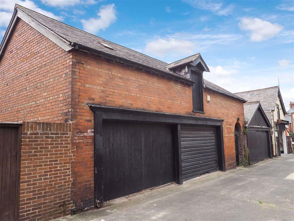 Beverley Terrace, Cullercoats Garage £75,000