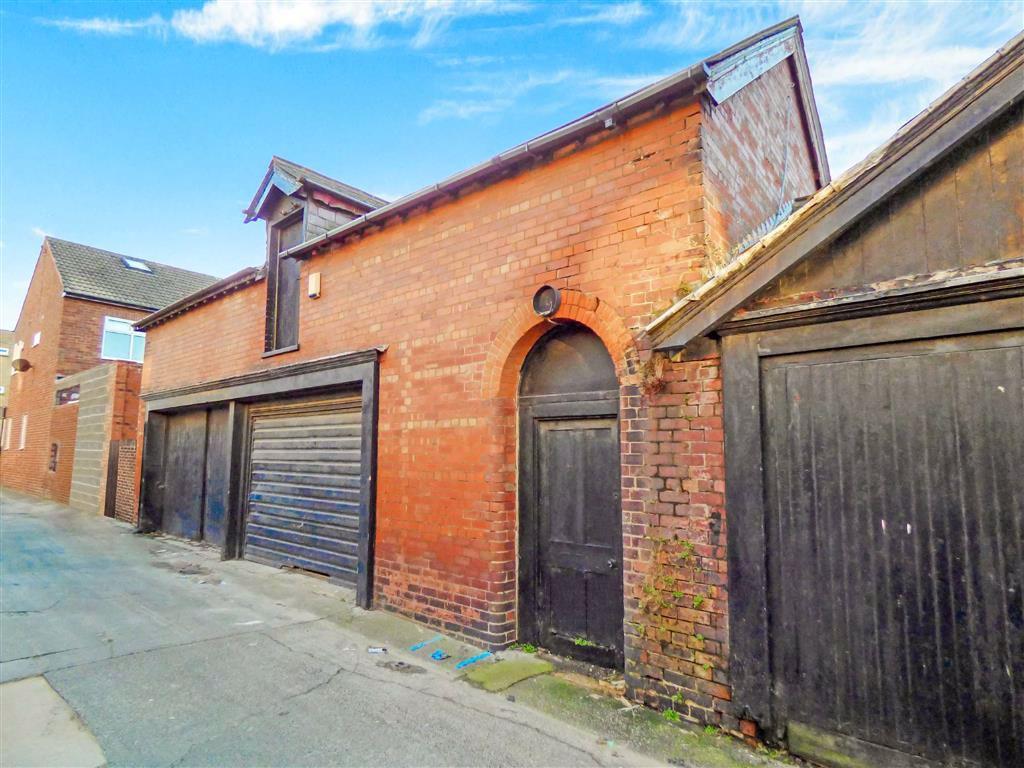 Beverley Terrace, Cullercoats Garage £75,000
