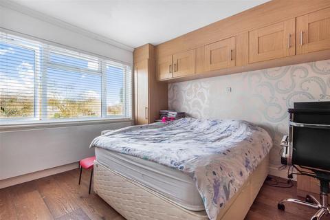 65 Chadacre Road, Epsom, KT17 2HD