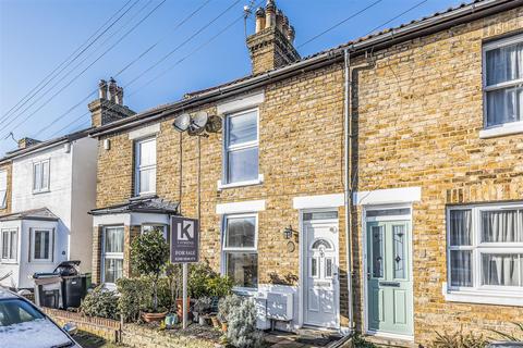 60 Idmiston Square, Worcester Park, KT4 7SY