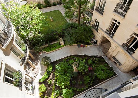 17th arrondissement apartment for sale just steps