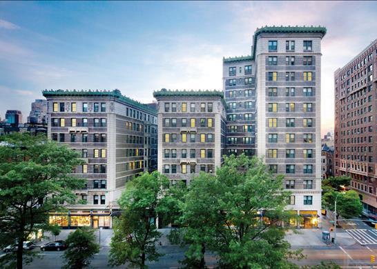 1,3 and 4 bedroom apartments for sale in Manhattan