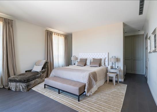 Villa for sale in Cannes